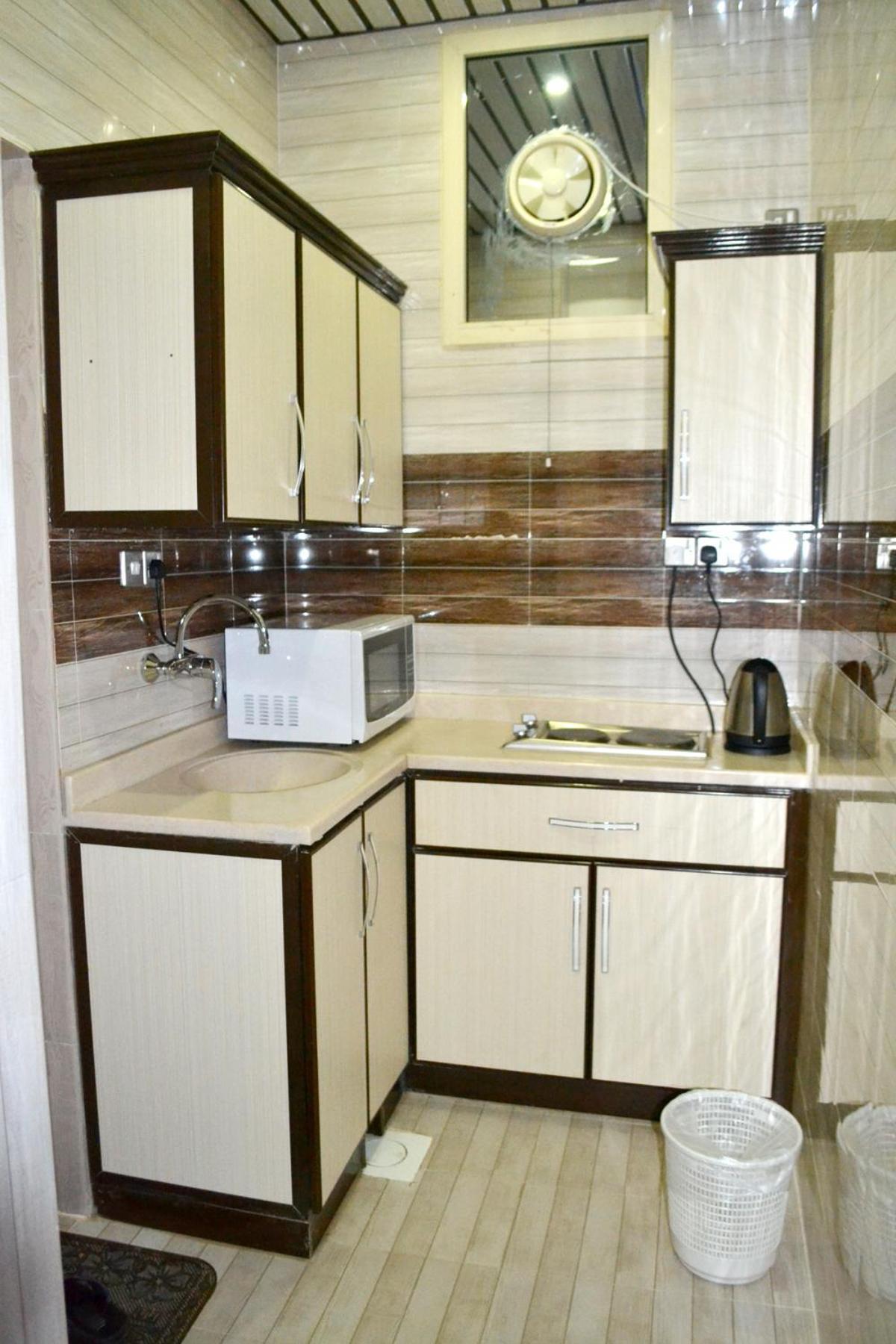 الخربوش للشقق المخدومة Hafar Al-Batin Exterior photo