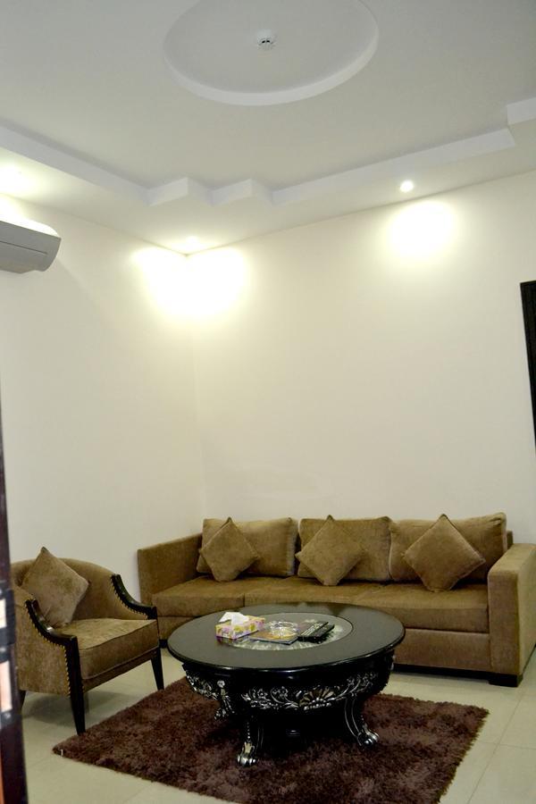 الخربوش للشقق المخدومة Hafar Al-Batin Exterior photo